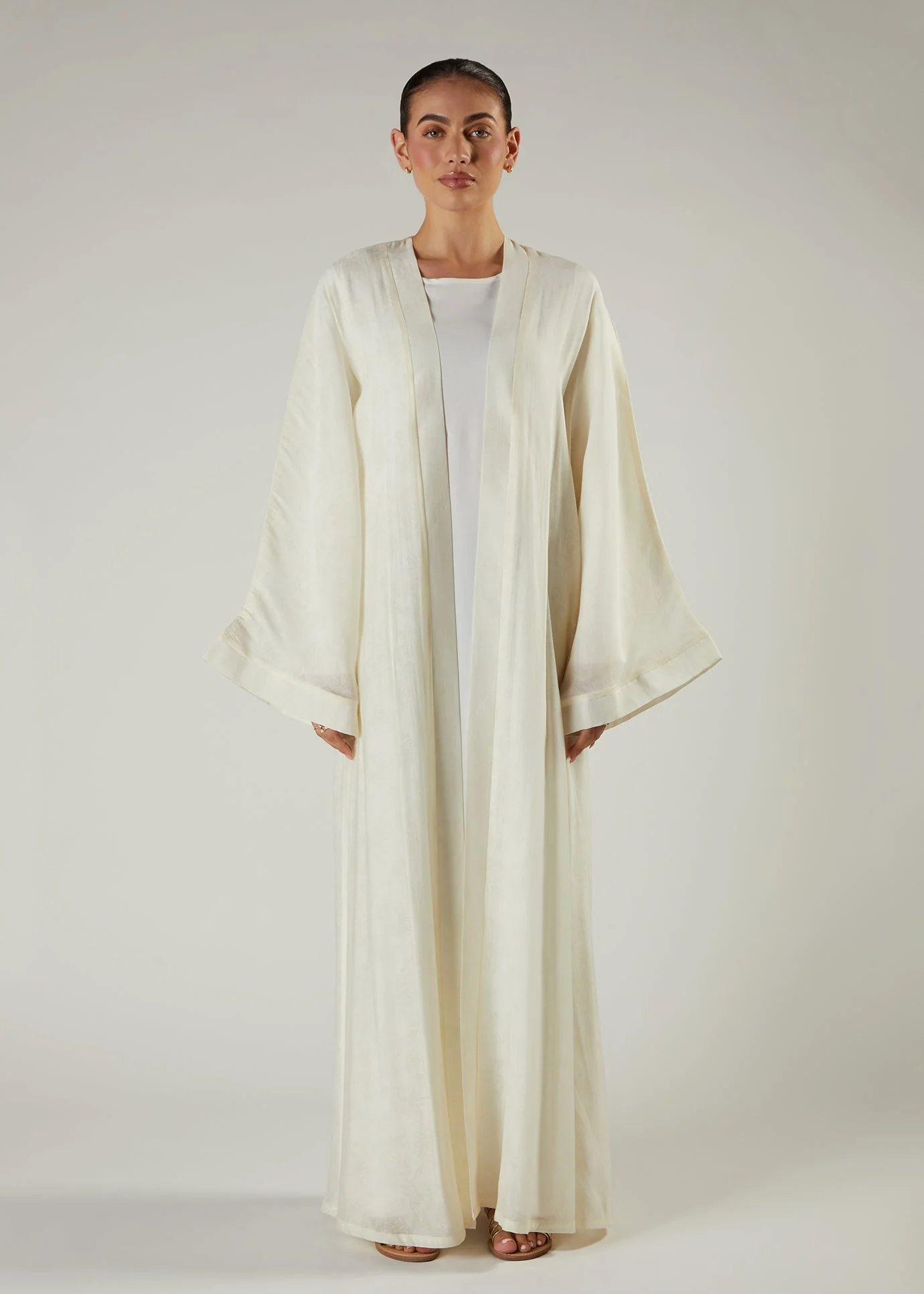 Cotton Peony Open Abaya - Image 2