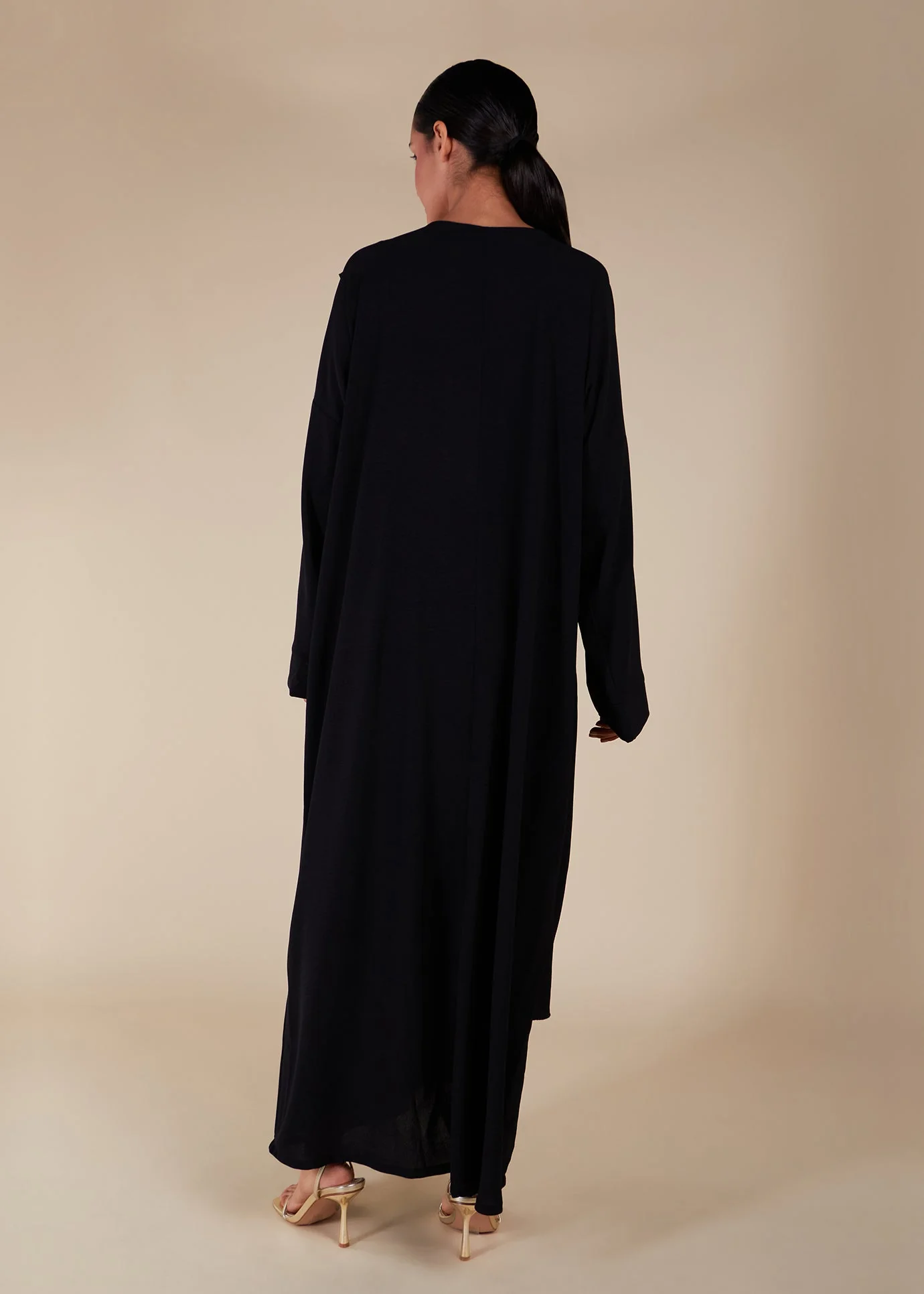 Crossover Abaya Black - Final Sale - Image 3