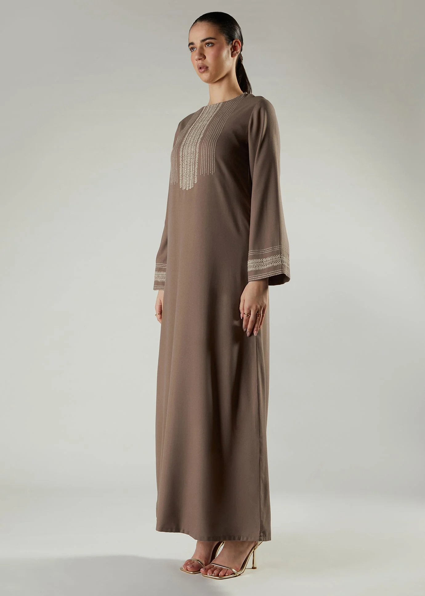 Herringbone Stitch Abaya - Image 4