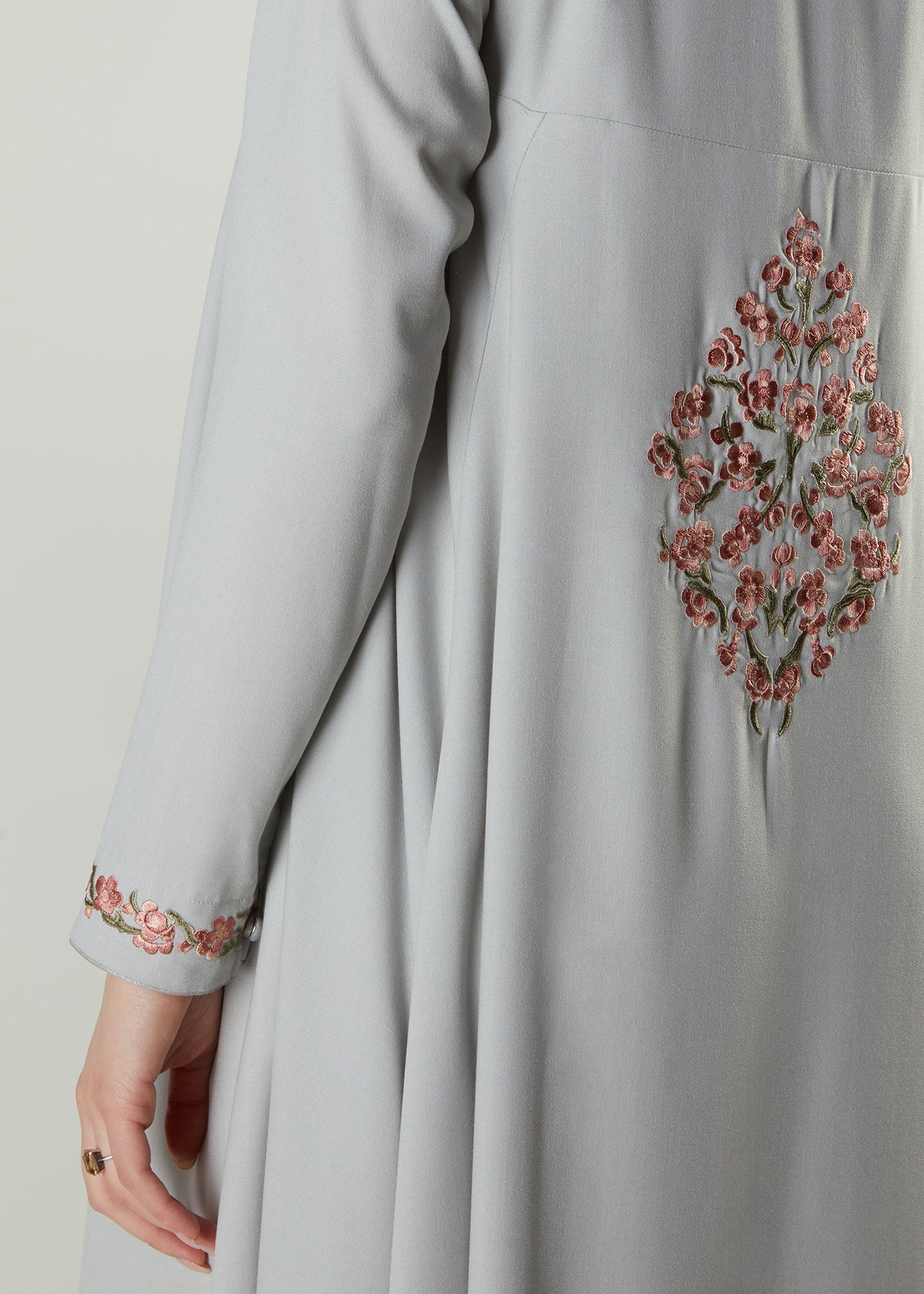 Mirha Abaya Sage - Image 5