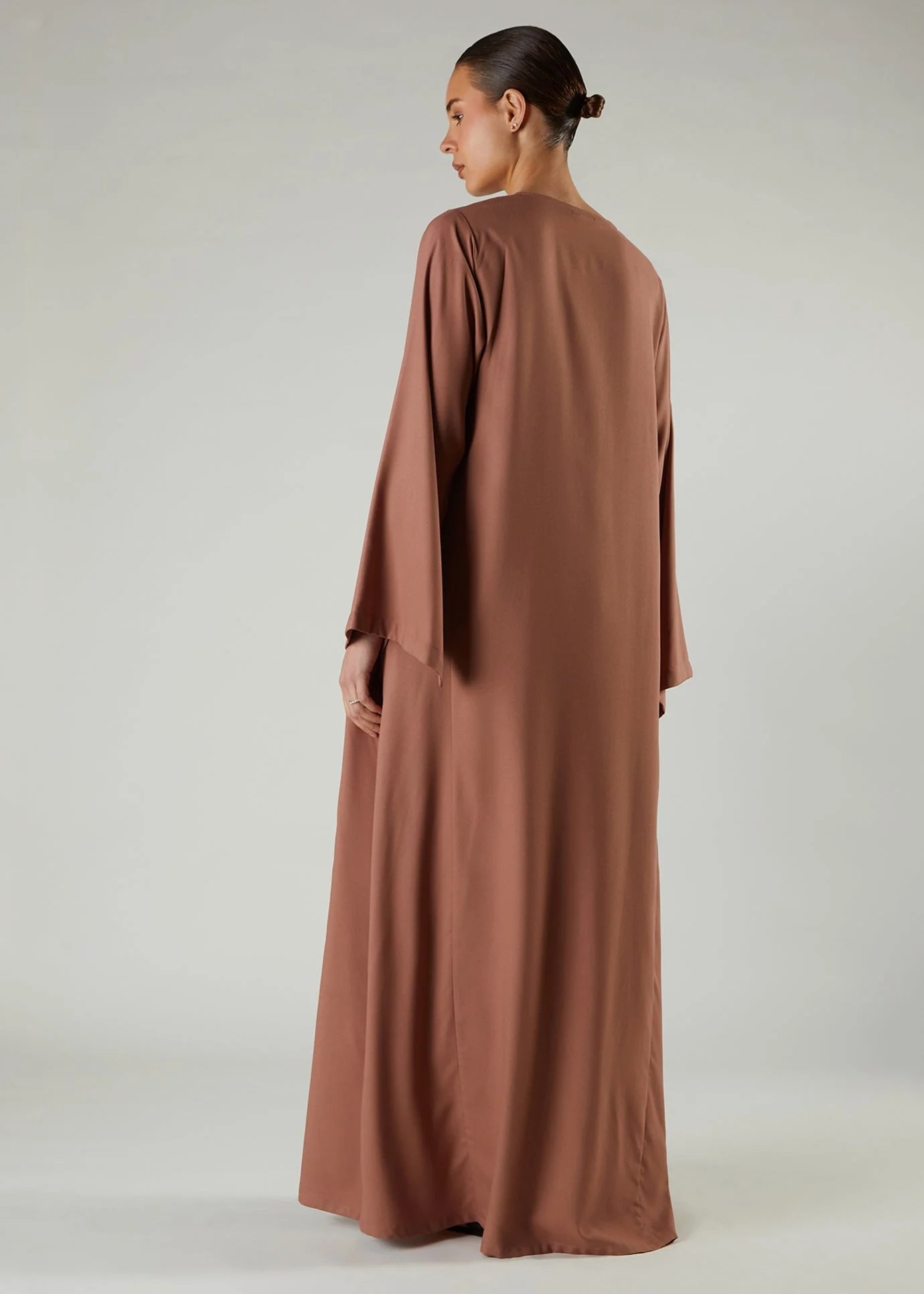 Mocha Panel Abaya - Image 3