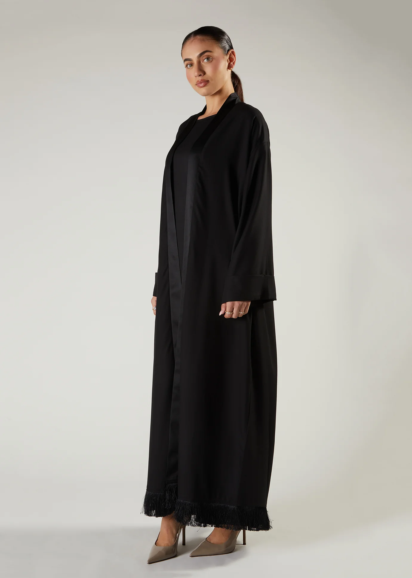Tassel Hem Open Abaya - Image 2