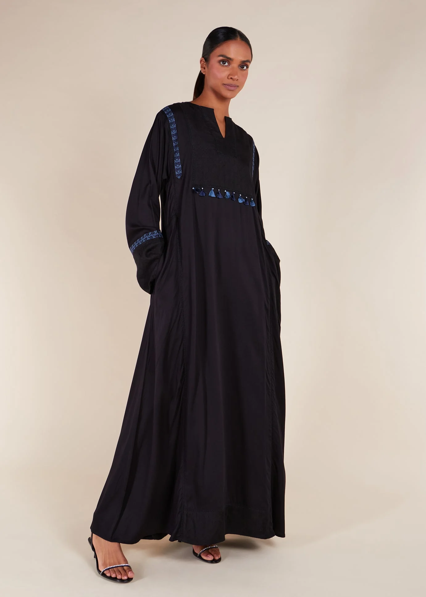 Tatreez & Tassels Abaya - Final Sale - Image 2